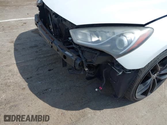 ✅ 2015 Hyundai Genesis Coupe R-Spec • VIN: KMHHU6KJ9FU122269 • Lot: 42146141. Listed on IAAI with 91,352 mi. Free auction sales archive from the USA and detailed vehicle history report at DreamBid. Image 17.