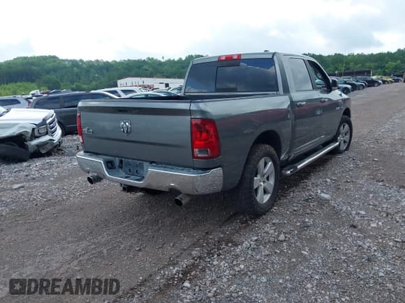 ✅ 2010 Dodge 1500 SLT • VIN: 1D7RB1CTXAS185067 • Lot: 42476818. Wystawiony na IAAI z przebiegiem 196 130 mil. Bezpłatny archiwum sprzedaży aukcyjnych z USA i szczegółowy raport historii pojazdu na DreamBid. Zdjęcie 4.