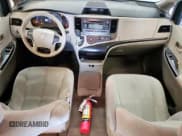 ✅ 2013 Toyota Sienna L • VIN: 5TDZK3DC8DS356688 • Lot: 92717505. Listed on Copart with 89,202 mi. Free auction sales archive from the USA and detailed vehicle history report at DreamBid. Image 8.