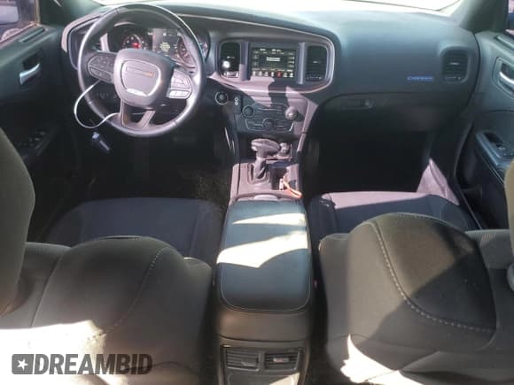 ✅ 2020 Dodge Charger SXT • VIN: 2C3CDXBG3LH249353 • Lot: 86998595. Wystawiony na Copart z przebiegiem 53 908 mil. Bezpłatny archiwum sprzedaży aukcyjnych z USA i szczegółowy raport historii pojazdu na DreamBid. Zdjęcie 8.