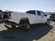 ✅ 2003 GMC Sierra 1500 • VIN: 1GTEC19T83E282430 • Лот: 72967264. Опубликован ранее на Copart с пробегом 81 356 миль. Бесплатный доступ к архиву аукционных продаж из США и подробный отчёт об истории автомобиля на DreamBid. Изображение 3.