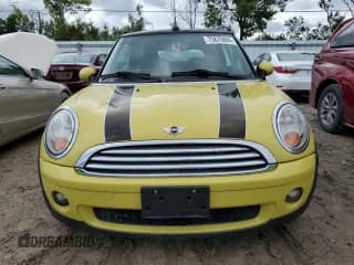 ✅ 2010 MINI Convertible • VIN: WMWMR3C54ATU98085 • Lot: 73870804. Listed on Copart with Not provided. Free auction sales archive from the USA and detailed vehicle history report at DreamBid. Image 5.