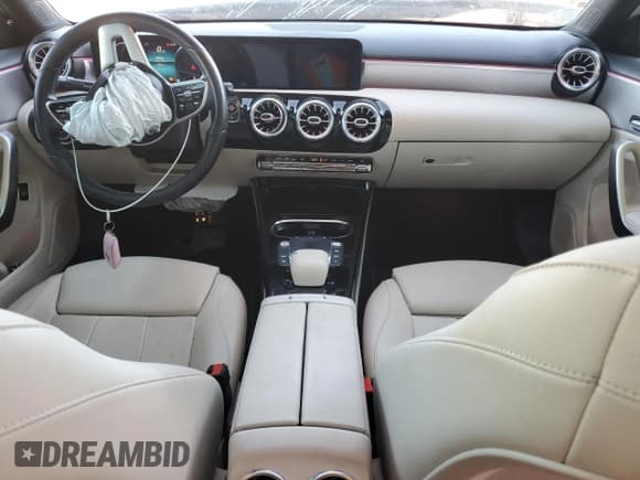 ✅ 2021 Mercedes-Benz A 220 • VIN: W1K3G4EB0MJ271009 • Лот: 90336425. Опубликован ранее на Copart с пробегом 58 111 миль. Бесплатный доступ к архиву аукционных продаж из США и подробный отчёт об истории автомобиля на DreamBid. Изображение 8.