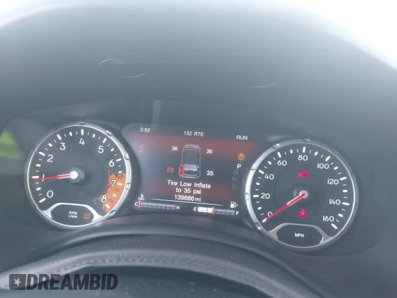 ✅ 2017 Jeep Renegade Limited • VIN: ZACCJBDB3HPE47042 • Lot: 42117357. Listed on IAAI with 139,686 mi. Free auction sales archive from the USA and detailed vehicle history report at DreamBid. Image 15.