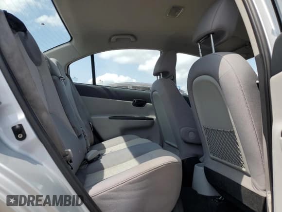 ✅ 2010 Hyundai Accent GL • VIN: KMHCN4BC4AU460068 • Лот: 60900915. Опубликован ранее на Copart с пробегом 242 708 миль. Бесплатный доступ к архиву аукционных продаж из США и подробный отчёт об истории автомобиля на DreamBid. Изображение 10.