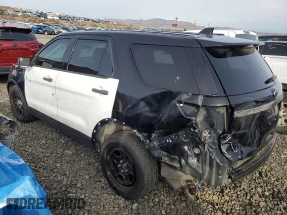 ✅ 2016 Ford Police Interceptor Utility • VIN: 1FM5K8AT3GGC72949 • Lot: 47984524. Wystawiony na Copart z przebiegiem 122 660 mil. Bezpłatny archiwum sprzedaży aukcyjnych z USA i szczegółowy raport historii pojazdu na DreamBid. Zdjęcie 2.