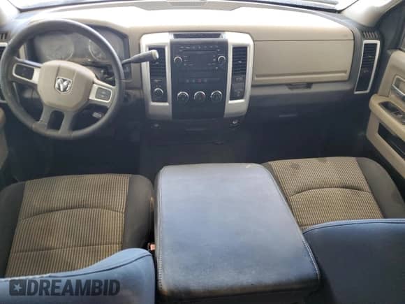 2010 Dodge 1500 Laramie с VIN 1D7RV1CT1AS175454, выставлен на аукционе Copart как лот 74829594 с пробегом Не указан миль и На запчасти • Non repairable. История ставок и продаж доступна на DreamBid. Изображение 8.