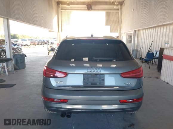 ✅ 2016 Audi Q3 Premium Plus • VIN: WA1EFCFS1GR019977 • Lot: 43667587. Listed on IAAI with 138,184 mi. Free auction sales archive from the USA and detailed vehicle history report at DreamBid. Image 16.
