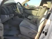 ✅ 2008 Toyota Tacoma PreRunner • VIN: 5TETX62N78Z572120 • Lot: 73847694. Wystawiony na Copart z przebiegiem 240 350 mil. Bezpłatny archiwum sprzedaży aukcyjnych z USA i szczegółowy raport historii pojazdu na DreamBid. Zdjęcie 7.