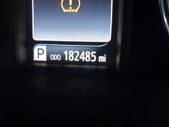 2016 Toyota Camry XLE с VIN 4T1BF1FK4GU605739, выставлен на аукционе IAAI как лот 43224213 с пробегом 182 485 миль миль и . История ставок и продаж доступна на DreamBid. Изображение 15.