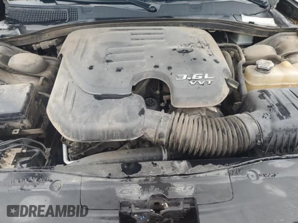 ✅ 2017 Dodge Charger SXT • VIN: 2C3CDXHG6HH551458 • Lot: 68157545. Wystawiony na Copart z przebiegiem 117 877 mil. Bezpłatny archiwum sprzedaży aukcyjnych z USA i szczegółowy raport historii pojazdu na DreamBid. Zdjęcie 11.