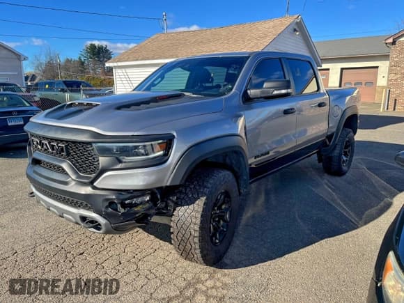 ✅ 2022 Ram 1500 TRX • VIN: 1C6SRFU98NN393094 • Lot: 94516745. Wystawiony na Copart z przebiegiem 50 722 mil. Bezpłatny archiwum sprzedaży aukcyjnych z USA i szczegółowy raport historii pojazdu na DreamBid. Zdjęcie 1.