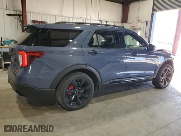 ✅ 2021 Ford Explorer ST • VIN: 1FM5K8GC5MGB63136 • Лот: 84209005. Опубликован ранее на Copart с пробегом 27 870 миль. Бесплатный доступ к архиву аукционных продаж из США и подробный отчёт об истории автомобиля на DreamBid. Изображение 3.