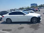✅ 2020 BMW 5 Series 530i • VIN: WBAJR3C04LCE14442 • Lot: 42915763. Wystawiony na IAAI z przebiegiem 71 741 mil. Bezpłatny archiwum sprzedaży aukcyjnych z USA i szczegółowy raport historii pojazdu na DreamBid. Zdjęcie 13.