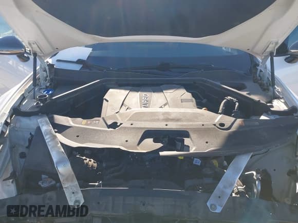 ✅ 2022 Kia Stinger GT-Line • VIN: KNAE35LDXN6102111 • Lot: 43648843. Wystawiony na IAAI z przebiegiem 46 111 mil. Bezpłatny archiwum sprzedaży aukcyjnych z USA i szczegółowy raport historii pojazdu na DreamBid. Zdjęcie 10.