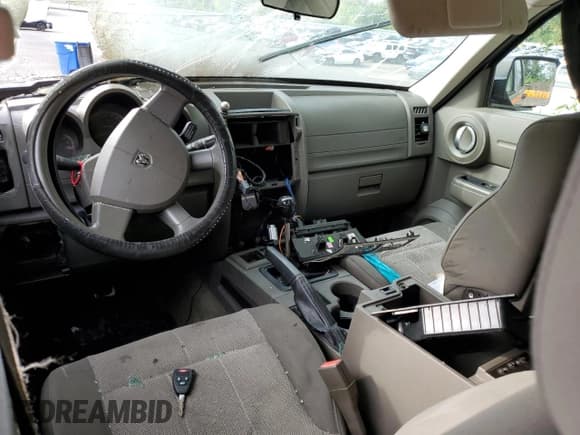 ✅ 2008 Dodge Nitro SXT • VIN: 1D8GT28KX8W208520 • Lot: 81312195. Listed on Copart with Not provided. Free auction sales archive from the USA and detailed vehicle history report at DreamBid. Image 8.