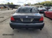 ✅ 2003 Mercury Marauder • VIN: 2MEHM75V53X676467 • Lot: 81554745. Wystawiony na Copart z przebiegiem 108 723 mil. Bezpłatny archiwum sprzedaży aukcyjnych z USA i szczegółowy raport historii pojazdu na DreamBid. Zdjęcie 6.