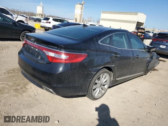 ✅ 2017 Hyundai Azera Limited • VIN: KMHFH4JG9HA581134 • Lot: 49957615. Listed on Copart with Not provided. Free auction sales archive from the USA and detailed vehicle history report at DreamBid. Image 3.