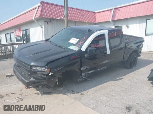 ✅ 2021 Chevrolet Silverado 1500 RST • VIN: 3GCUYEEL1MG363239 • Lot: 42388045. Wystawiony na IAAI z przebiegiem 73 167 mil. Bezpłatny archiwum sprzedaży aukcyjnych z USA i szczegółowy raport historii pojazdu na DreamBid. Zdjęcie 2.
