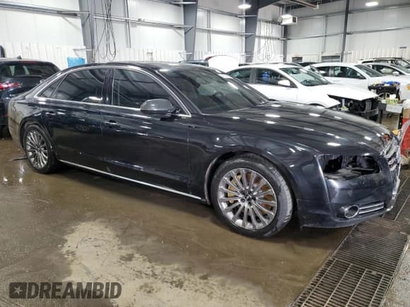 ✅ 2013 Audi A8 4.0L • VIN: WAUR2AFD9DN019217 • Lot: 42625595. Wystawiony na Copart z przebiegiem 131 451 mil. Bezpłatny archiwum sprzedaży aukcyjnych z USA i szczegółowy raport historii pojazdu na DreamBid. Zdjęcie 4.