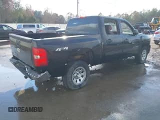 ✅ 2011 Chevrolet Silverado 1500 LS • VIN: 3GCPKREAXBG370367 • Lot: 40953312. Listed on IAAI with 103,787 mi. Free auction sales archive from the USA and detailed vehicle history report at DreamBid. Image 4.