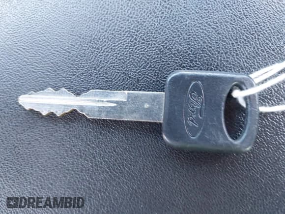 ✅ 2013 Ford Police Interceptor • VIN: 1FAHP2L85DG206798 • Лот: 42978739. Опубликован ранее на IAAI с пробегом 102 714 миль. Бесплатный доступ к архиву аукционных продаж из США и подробный отчёт об истории автомобиля на DreamBid. Изображение 11.