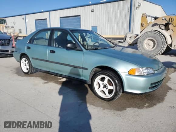 1992 Honda Civic с VIN 1HGEG865XNL060684, выставлен на аукционе Copart как лот 42700555 с пробегом 152 360 миль миль и Списание • Salvage title. История ставок и продаж доступна на DreamBid. Изображение 4.