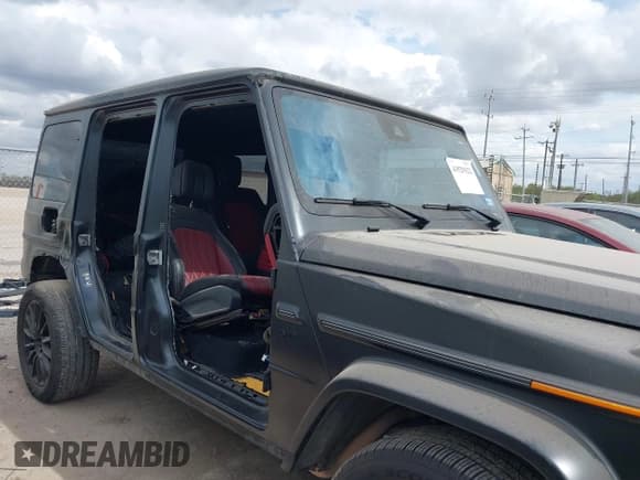 ✅ 2021 Mercedes-Benz G 550 • VIN: W1NYC6BJ4MX388472 • Lot: 43529322. Listed on IAAI with 84,768 mi. Free auction sales archive from the USA and detailed vehicle history report at DreamBid. Image 14.