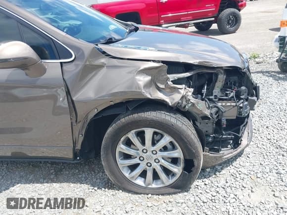 ✅ 2019 Buick Envision Essence • VIN: LRBFX2SA3KD127892 • Lot: 42661198. Listed on IAAI with 28,479 mi. Free auction sales archive from the USA and detailed vehicle history report at DreamBid. Image 6.