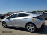 ✅ 2017 Chevrolet Volt LT • VIN: 1G1RC6S58HU202592 • Лот: 82322205. Опубликован ранее на Copart с пробегом 76 588 миль. Бесплатный доступ к архиву аукционных продаж из США и подробный отчёт об истории автомобиля на DreamBid. Изображение 2.