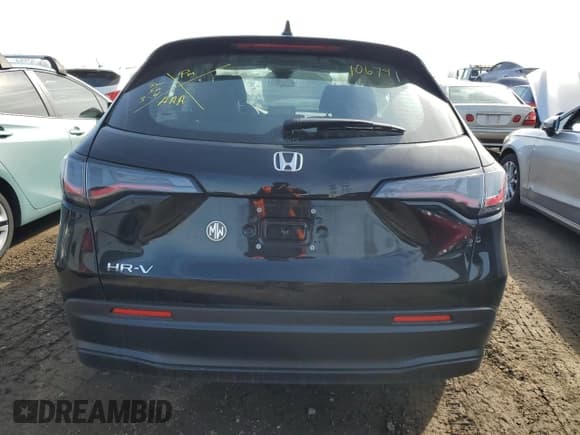 ✅ 2024 Honda HR-V LX • VIN: 3CZRZ2H35RM734967 • Lot: 48244225. Listed on Copart with 18,507 mi. Free auction sales archive from the USA and detailed vehicle history report at DreamBid. Image 6.