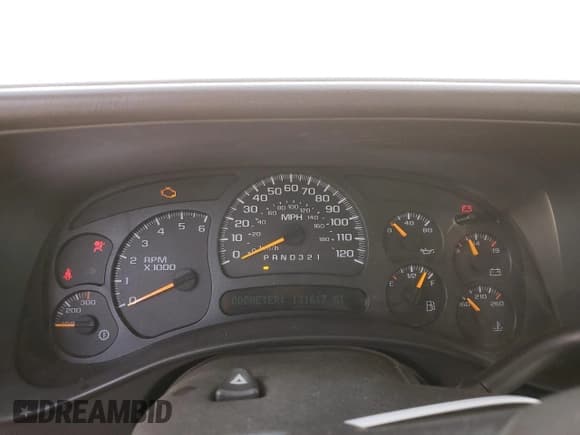 ✅ 2006 Chevrolet Silverado 1500 • VIN: 1GBHC29U16E253470 • Лот: 60060335. Опубликован ранее на Copart с пробегом 131 617 миль. Бесплатный доступ к архиву аукционных продаж из США и подробный отчёт об истории автомобиля на DreamBid. Изображение 9.