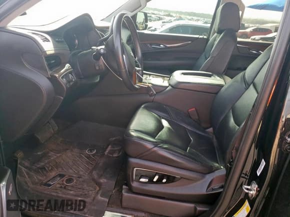 ✅ 2020 Cadillac Escalade Luxury • VIN: 1GYS3BKJ5LR130013 • Lot: 64586755. Listed on Copart with 98,943 mi. Free auction sales archive from the USA and detailed vehicle history report at DreamBid. Image 7.