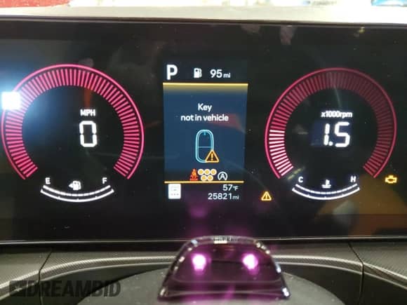 2024 Hyundai Santa Fe SEL с VIN 5NMP2DGL9RH027534, выставлен на аукционе Copart как лот 51448425 с пробегом 25 821 миль миль и Чистый • Clean title. История ставок и продаж доступна на DreamBid. Изображение 9.