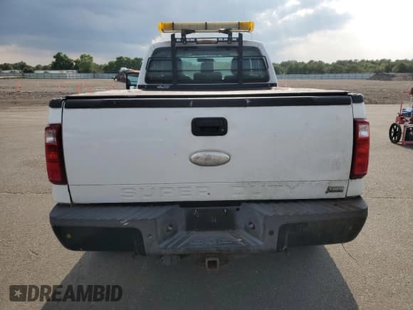 ✅ 2011 Ford F-250 XL • VIN: 1FTBF2B65BEC79732 • Lot: 63566995. Listed on Copart with 145,354 mi. Free auction sales archive from the USA and detailed vehicle history report at DreamBid. Image 6.