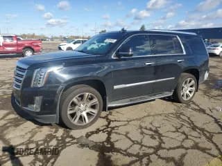 ✅ 2017 Cadillac Escalade Luxury • VIN: 1GYS4BKJ6HR341077 • Lot: 82585455. Wystawiony na Copart z przebiegiem 126 516 mil. Bezpłatny archiwum sprzedaży aukcyjnych z USA i szczegółowy raport historii pojazdu na DreamBid. Zdjęcie 1.