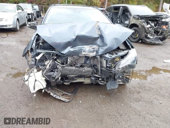 ✅ 2019 Toyota Corolla SE • VIN: 2T1BURHE2KC161170 • Лот: 43435355. Опубликован ранее на IAAI с пробегом 168 103 миль. Бесплатный доступ к архиву аукционных продаж из США и подробный отчёт об истории автомобиля на DreamBid. Изображение 6.