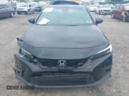 ✅ 2024 Honda Civic Si • VIN: 2HGFE1E58RH471605 • Lot: 42255897. Wystawiony na IAAI z przebiegiem 20 107 mil. Bezpłatny archiwum sprzedaży aukcyjnych z USA i szczegółowy raport historii pojazdu na DreamBid. Zdjęcie 12.