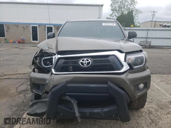 ✅ 2013 Toyota Tacoma • VIN: 3TMLU4EN4DM124465 • Lot: 58167135. Listed on Copart with 116,098 mi. Free auction sales archive from the USA and detailed vehicle history report at DreamBid. Image 5.