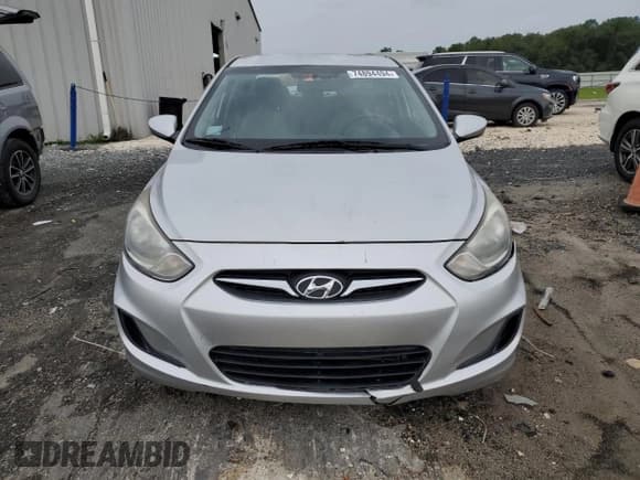 ✅ 2013 Hyundai Accent GLS • VIN: KMHCT4AE5DU330281 • Лот: 74894494. Опубликован ранее на Copart с пробегом 51 895 миль. Бесплатный доступ к архиву аукционных продаж из США и подробный отчёт об истории автомобиля на DreamBid. Изображение 5.