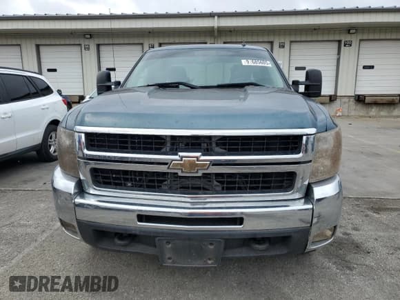 ✅ 2007 Chevrolet Silverado 2500HD Work Truck • VIN: 1GCHK29K77E505883 • Лот: 91685605. Опубликован ранее на Copart с пробегом 199 408 миль. Бесплатный доступ к архиву аукционных продаж из США и подробный отчёт об истории автомобиля на DreamBid. Изображение 5.