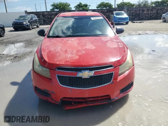 ✅ 2015 Chevrolet Cruze LS • VIN: 1G1PA5SH9F7185749 • Lot: 83869125. Listed on Copart with 139,634 mi. Free auction sales archive from the USA and detailed vehicle history report at DreamBid. Image 5.