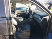 ✅ 2016 Chevrolet Tahoe LT • VIN: 1GNSCBKC6GR302988 • Lot: 43839857. Wystawiony na IAAI z przebiegiem 151 865 mil. Bezpłatny archiwum sprzedaży aukcyjnych z USA i szczegółowy raport historii pojazdu na DreamBid. Zdjęcie 5.