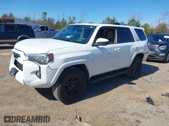 ✅ 2023 Toyota 4Runner SR5 • VIN: JTEMU5JR1P6139377 • Lot: 41600169. Listed on IAAI with 34,513 mi. Free auction sales archive from the USA and detailed vehicle history report at DreamBid. Image 17.