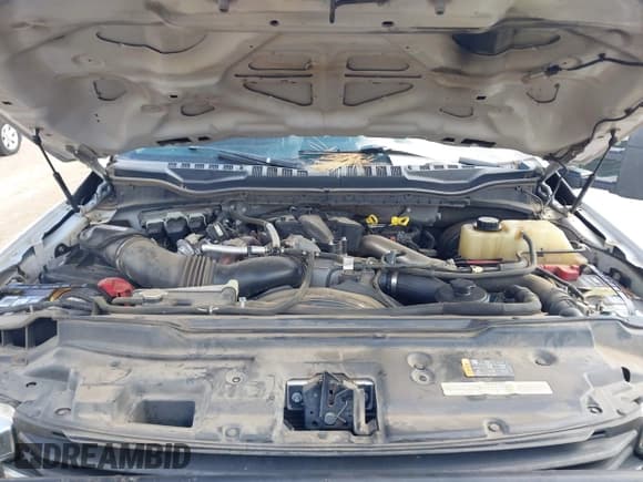 ✅ 2019 Ford F-250 XL • VIN: 1FT7W2BT0KED75750 • Лот: 43685820. Опубликован ранее на IAAI с пробегом 135 718 миль. Бесплатный доступ к архиву аукционных продаж из США и подробный отчёт об истории автомобиля на DreamBid. Изображение 10.