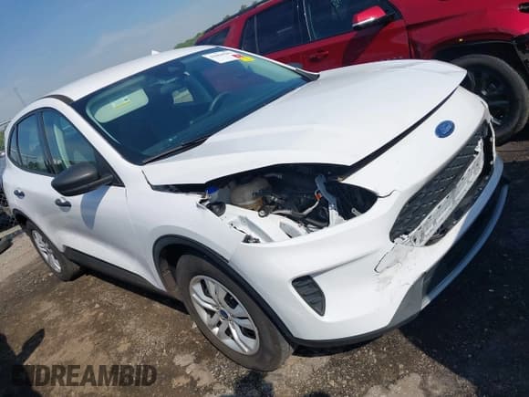 ✅ 2022 Ford Escape S • VIN: 1FMCU0F65NUA27557 • Lot: 42060587. Wystawiony na IAAI z przebiegiem 33 607 mil. Bezpłatny archiwum sprzedaży aukcyjnych z USA i szczegółowy raport historii pojazdu na DreamBid. Zdjęcie 1.