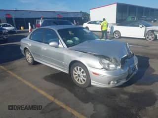 2005 Hyundai Sonata GLS with VIN KMHWF35H85A107660, listed as a IAAI auction lot 42541338 with 195,167 mi miles and . Bid and sale history available at DreamBid. Image 1.