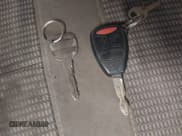 ✅ 2008 Dodge 1500 ST • VIN: 1D7HU18N98S630327 • Лот: 40846168. Опубликован ранее на IAAI с пробегом 234 540 миль. Бесплатный доступ к архиву аукционных продаж из США и подробный отчёт об истории автомобиля на DreamBid. Изображение 11.