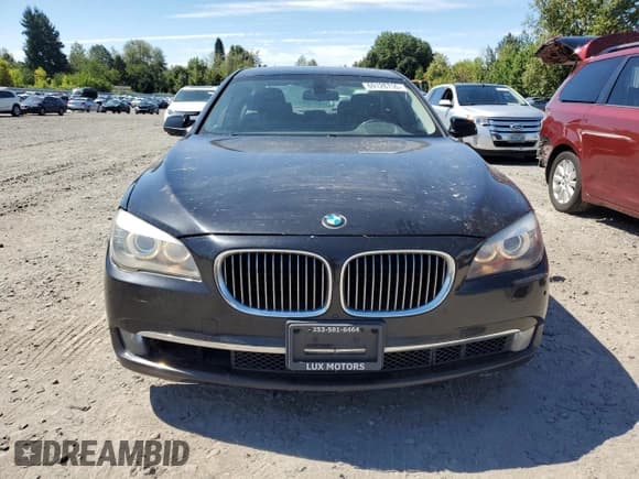 ✅ 2009 BMW 7 Series 750i • VIN: WBAKA83569CY33130 • Lot: 69126755. Listed on Copart with 142,892 mi. Free auction sales archive from the USA and detailed vehicle history report at DreamBid. Image 5.