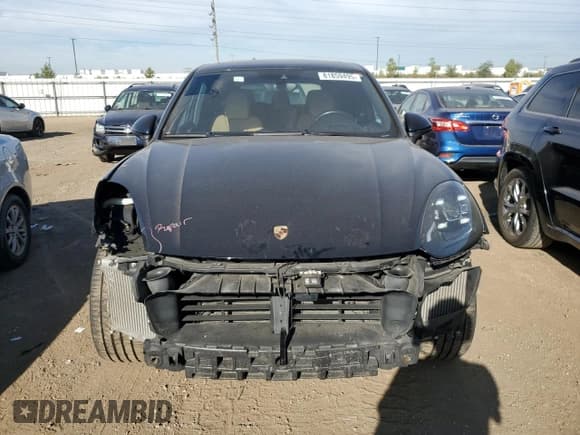 ✅ 2018 Porsche Cayenne S • VIN: WP1AB2A22JLA60676 • Lot: 81859495. Listed on Copart with 101,964 mi. Free auction sales archive from the USA and detailed vehicle history report at DreamBid. Image 5.